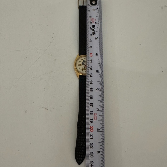 Vintage Disney Mickey Mouse Lorus Watch, Lorus by Seiko Mickey Mouse Watch 27mm - Picture 6 of 6